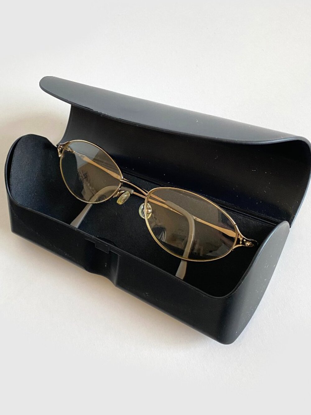 Vintage Titan BN-1660 Silver Oval Eyeglass Frames 51-18-138 Metalic